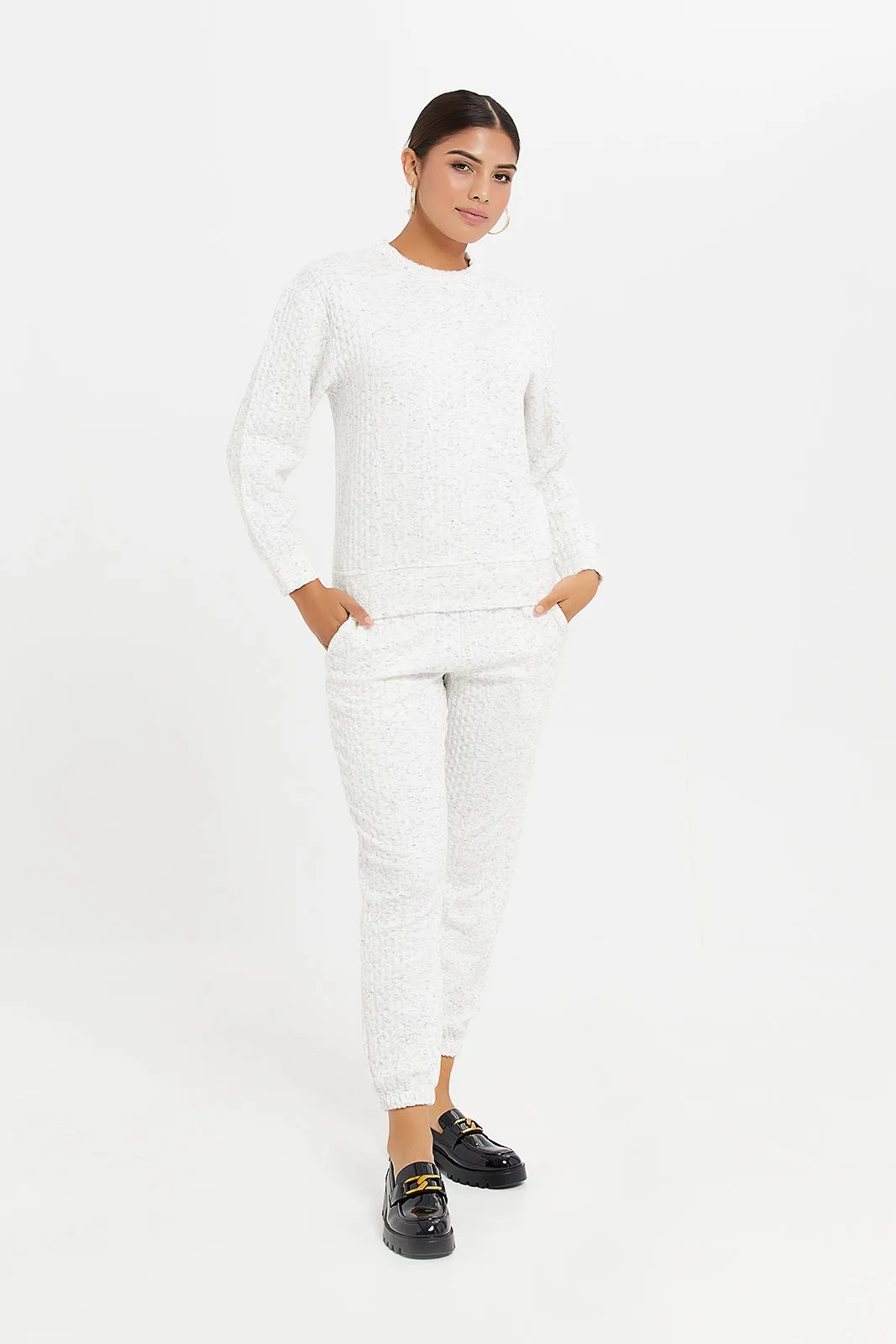 Women Grey Textured Pants